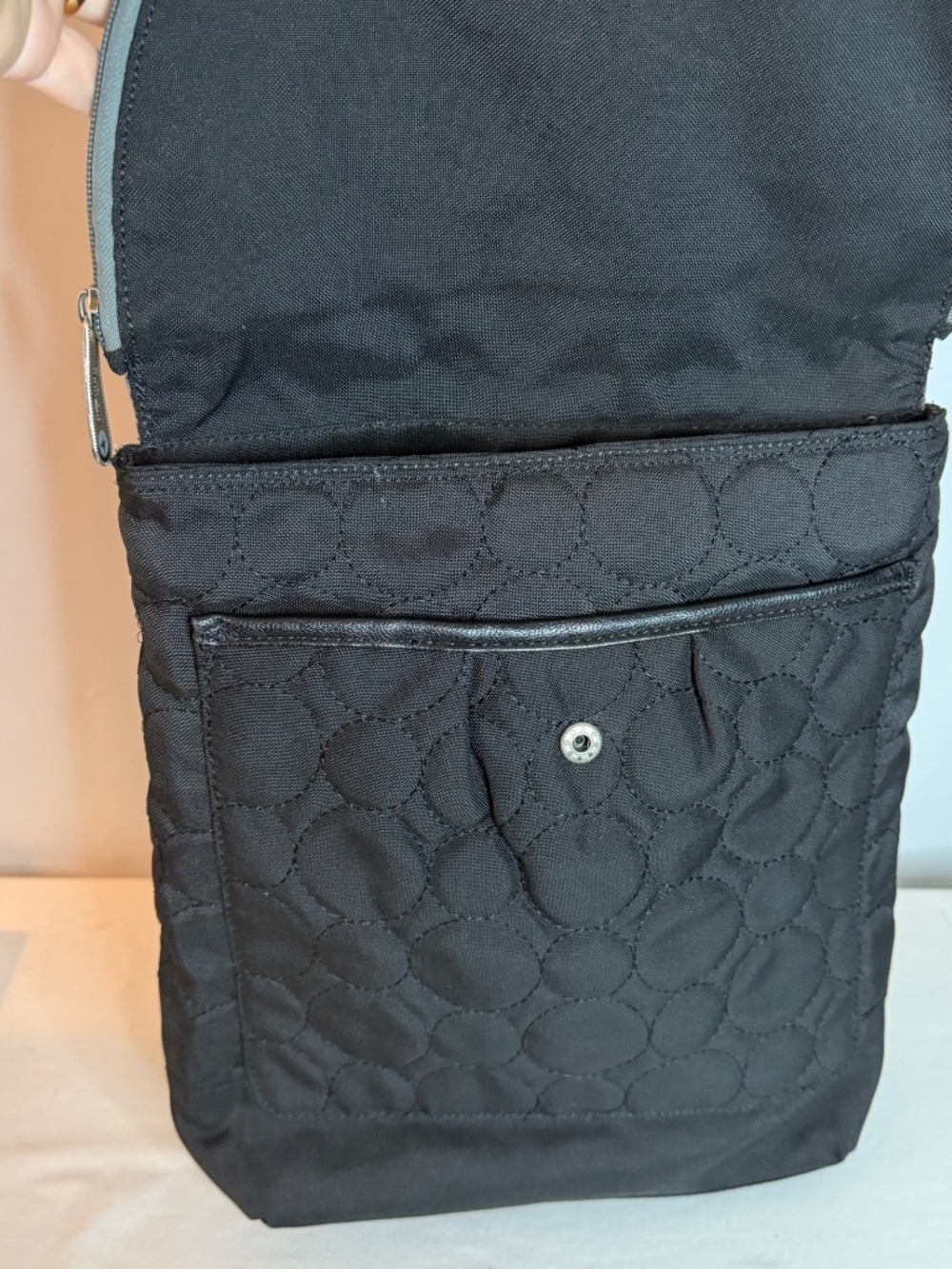 Thirty One Vary You Crossbody & Back Pack Bag - Picture 3 of 9